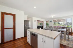 Turner's Retreat, Guilderton - Image 5