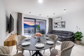 Seafront Villa Kupinica with heated Pool - Image 4