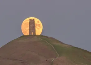 Pheonix Cottage on Glastonbury Tor - Image 5
