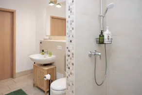 Sunny break – Exotic flair - Image 5