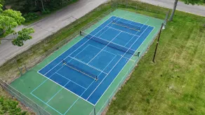 Houghton Lake Home w/ Pickleball & Tennis Courts - Image 2