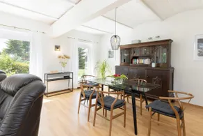 FeWo 106 sqm for 4 people, 2 bedrooms, 2 bathrooms, terrace - Image 2