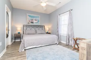 Beach Escape - 2BR Relaxing Condo w Pool - Image 3
