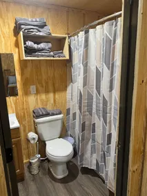 Grenada Lake Resort Cabin # 7 - Image 4