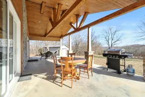 The Nestled Cabin - Image 4