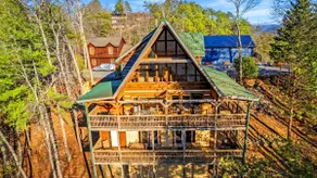 Spacious Cabin|Private Hot Tub|Views|Near GSMNP! - Image 2