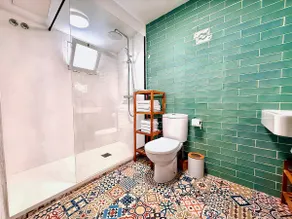 Loft suite 5 independent shared pool - Image 4