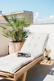 Luxury right by the sea with large private roof terrace - Image 2