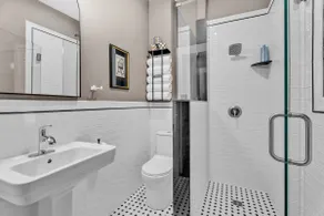 Carytown Comfort - Image 3