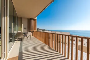Sunny Coastal Getaway | Green Coast - Image 4