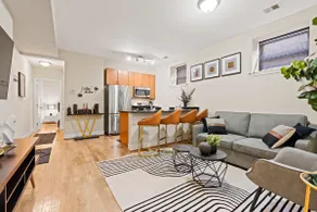 2 King Beds | Free Onsite Parking | Metro Access - Image 2