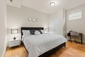 2 King Beds | Free Onsite Parking | Metro Access - Image 4