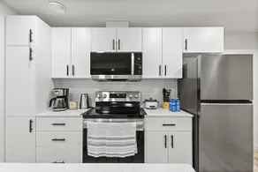 Modern Basement Suite by WEM & River Cree Casino! - Image 2