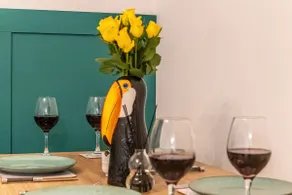 Winchester City Centre Flat Sleeps 6 Free Parking - Image 3