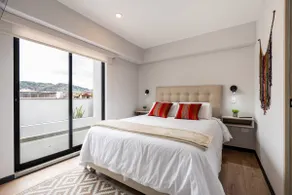 Rooftop Paradise near Downtown! - Image 2