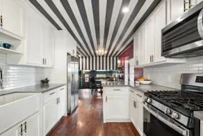 Vibrant Eclectic Oasis With Pool! - Image 2