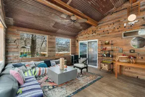 Vibrant Eclectic Oasis With Pool! - Image 5