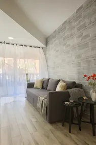 Ocean Front Escape - Image 2