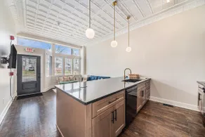 New 2 bedroom near Medical Mile - Image 5
