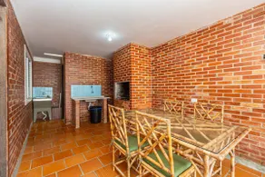 House two blocks from the beach for the whole family! - Image 3