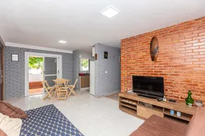 House two blocks from the beach for the whole family! - Image 5