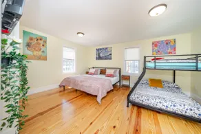 37 - 3BR Quincy - Cozy Townhouse near Adams Park - Image 5
