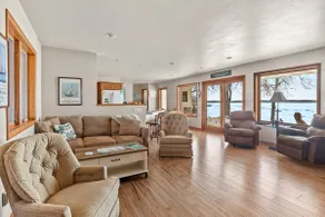 Waterfront Home: Kayaks, Fishing, Custom Trip Plan - Image 3