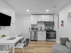 Lawrenceville/Central @2 Stylish &Quiet 1BD w/Prkg - Image 3