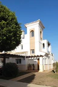 Modern 2 Bed 2 Bath Frontline Golf Townhouse med fantastisk utsikt - Image 2