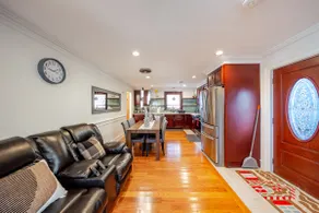 Chic 3BR & 2BA Quincy House w Balcony, Garden, Laundry & Pet Friendly 383 - Image 4