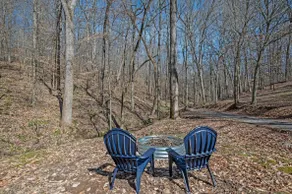 Creekside Cabin * Nestled in Woods * 30M Nashville - Image 3
