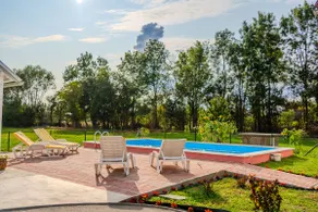 Green Oasis Estate with Private Pool and Backyard near Zagreb - Image 4