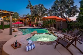 Gated luxury living Paradise Palms Heated pool&spa - Image 2