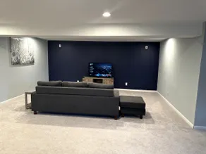 1664 Sq Entire Basement unit with private entrance - Image 4