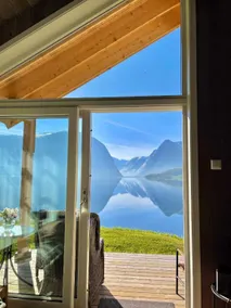 Vestland's gem by the water | Majestic mountains - Image 4
