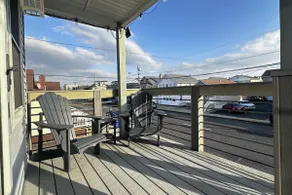 1BR Apt | High Speed WiFi | Washer/Dryer | Coffee - Image 5
