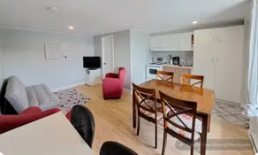 2 Bedroom Comfort Suite #11 - Image 4