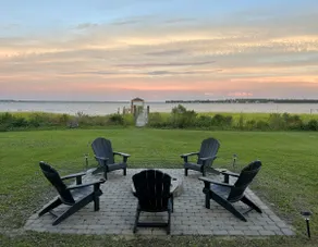 Waterfront, Slps 8 | dock, firepit, arcade+ kayaks - Image 2