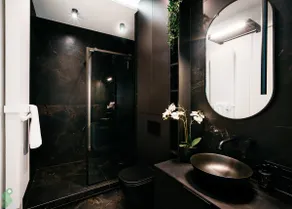 HANZA Black & White 17th floor SPA & Pool Parking by Stayly - Image 3