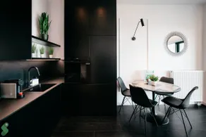 HANZA Black & White 17th floor SPA & Pool Parking by Stayly - Image 5