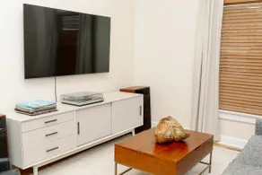 The Gallery Loft apartment - Image 3