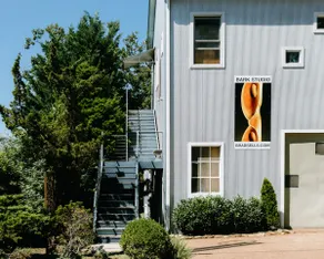 The Gallery Loft apartment - Image 4