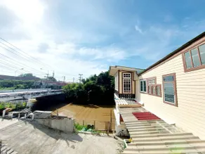 Hello Sunshine - Entire house (5 bedrooms) - Image 2