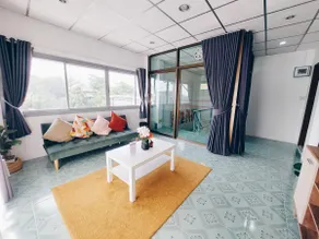 Hello Sunshine - Entire house (5 bedrooms) - Image 3