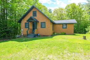 Walk to Sunapee | Screened Porch Bliss + Cool AC - Image 3