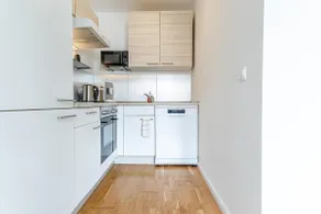 @Vienna Center, Modern & Stylish 1BR+1LR Apartment - Image 5