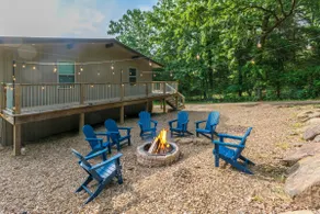 4 BR/3.5 Bath Greers Ferry Lakefront Home! - Image 3