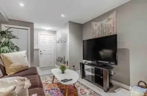2BRM | Near YXEAirport | Safe Quiet Area - Image 3