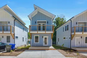 Sparkling New Home 3 miles from Duke & Downtown - Image 2