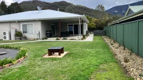 Clematis House Halls Gap - Image 2